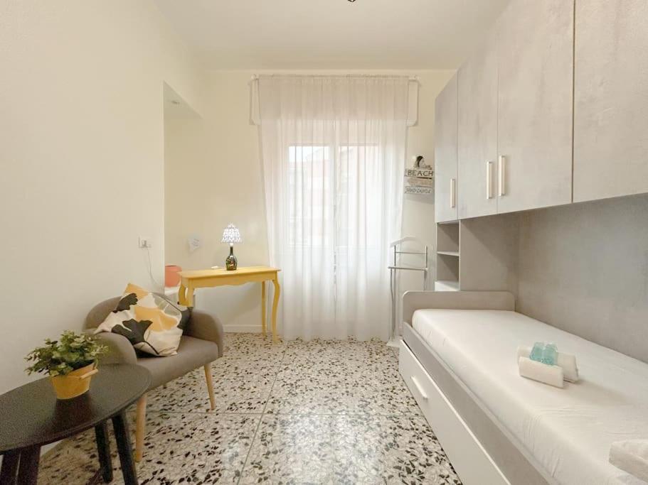 Free Parking - Elegante Casa Con Wifi -Smarttv Apartment Savona Exterior photo