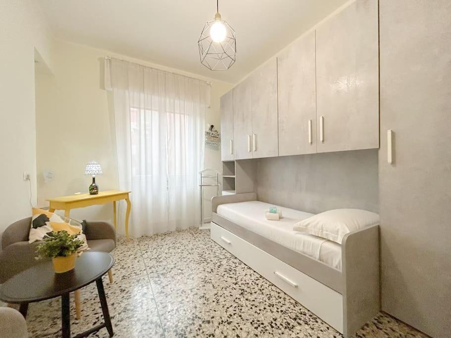 Free Parking - Elegante Casa Con Wifi -Smarttv Apartment Savona Exterior photo